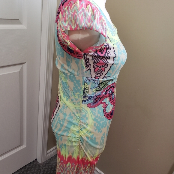 Dress - Picture 3 of 5